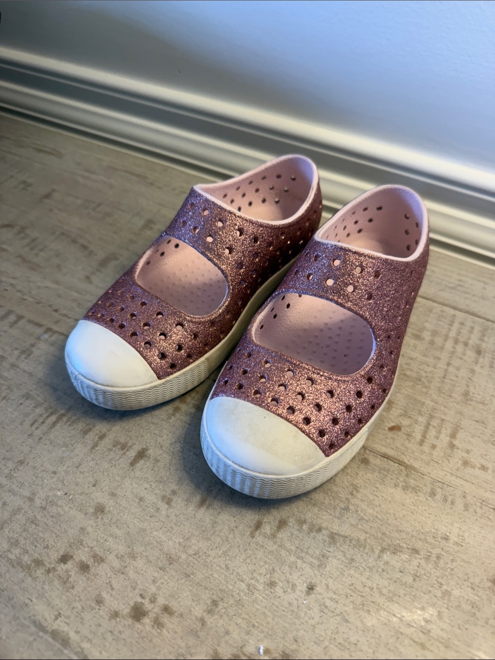 Sparkle pink Mary-Jane native shoes